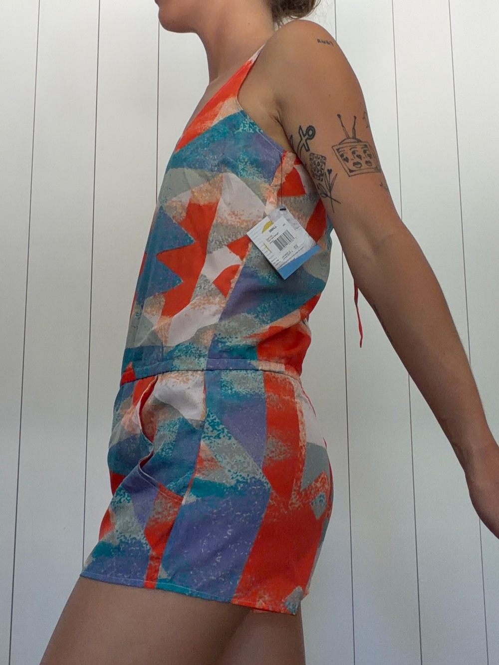 VOLCOM ROMPER - Picture 3 of 4